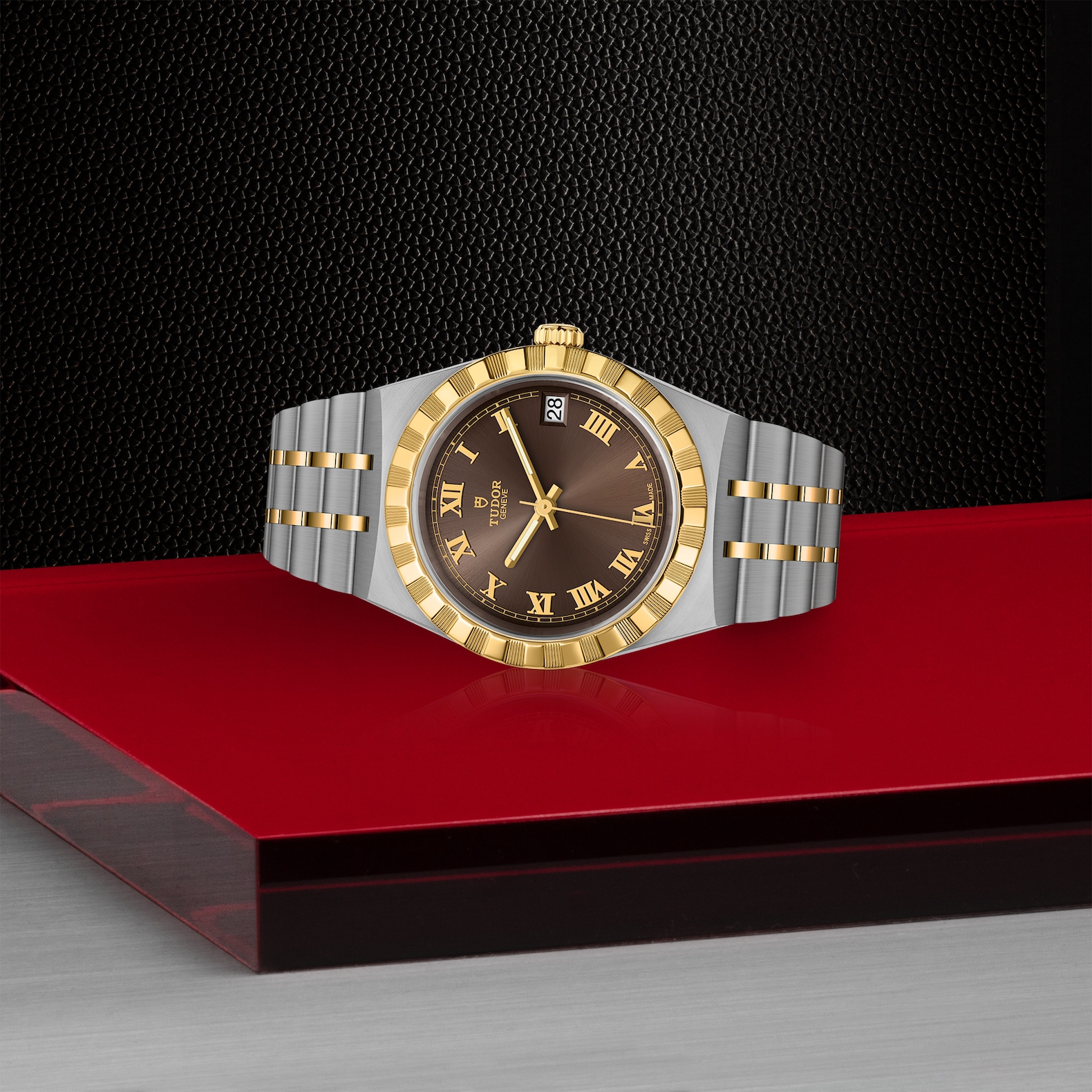 TUDOR Royal Boîtier en acier 34 mm Cadran chocolat – Image 3