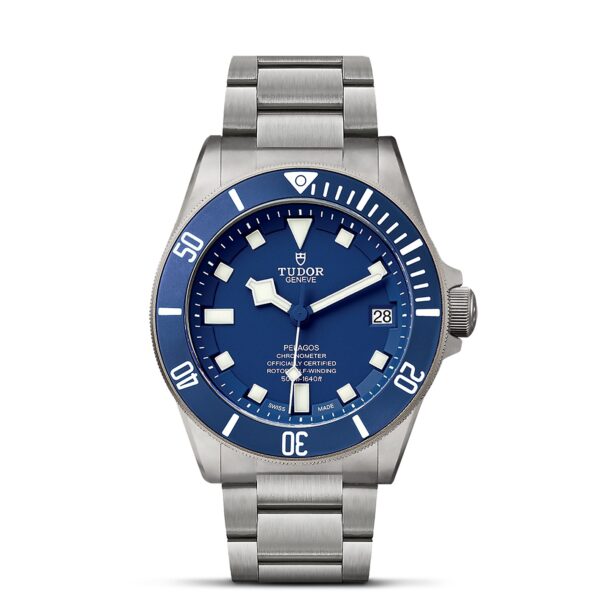 TUDOR Pelagos Boîtier en titane et acier 42 mm Bracelet en titane Cadran Bleu avec index blancs